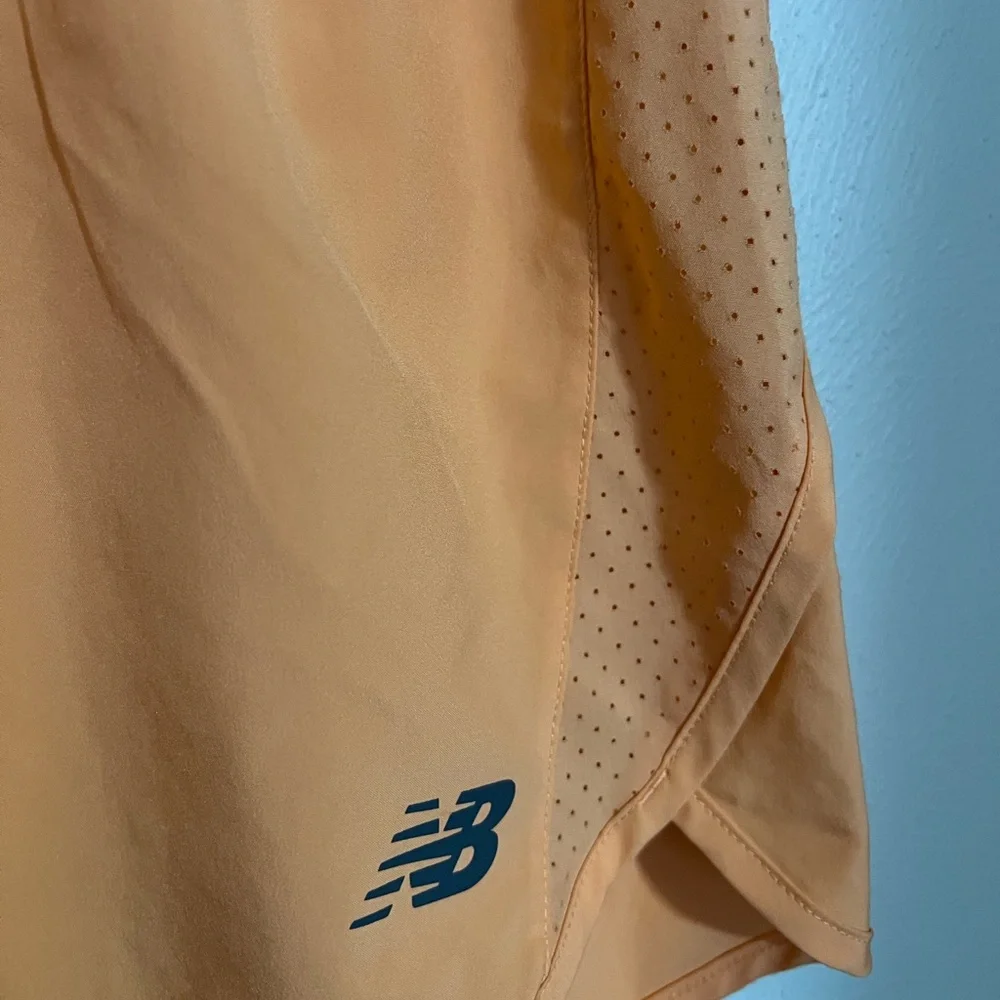 NEW BALANCE Classic‎ Tulip Hem Athletic Running Shorts Orange Women's Size M GUC